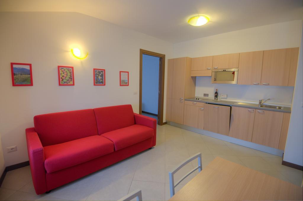 Il Seicento Aparthotel Sernio ภายนอก รูปภาพ