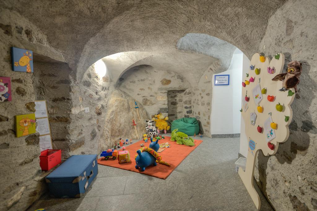 Il Seicento Aparthotel Sernio ภายนอก รูปภาพ