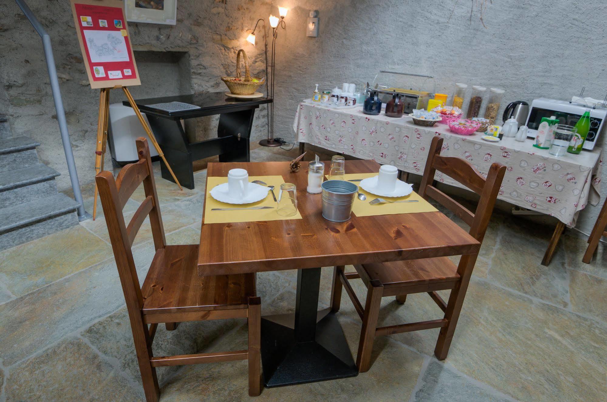 Il Seicento Aparthotel Sernio ภายนอก รูปภาพ